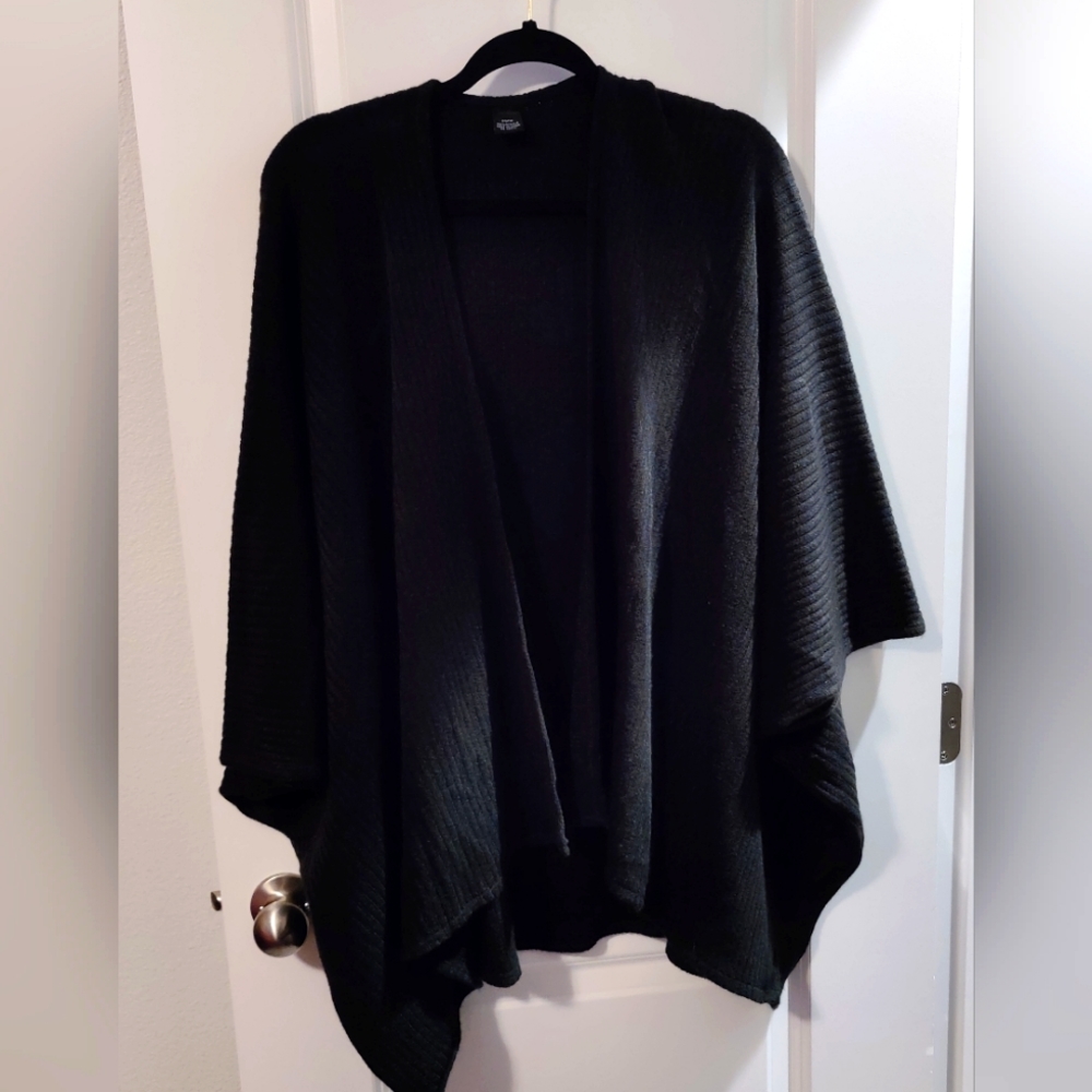 Black Sweater Shaw